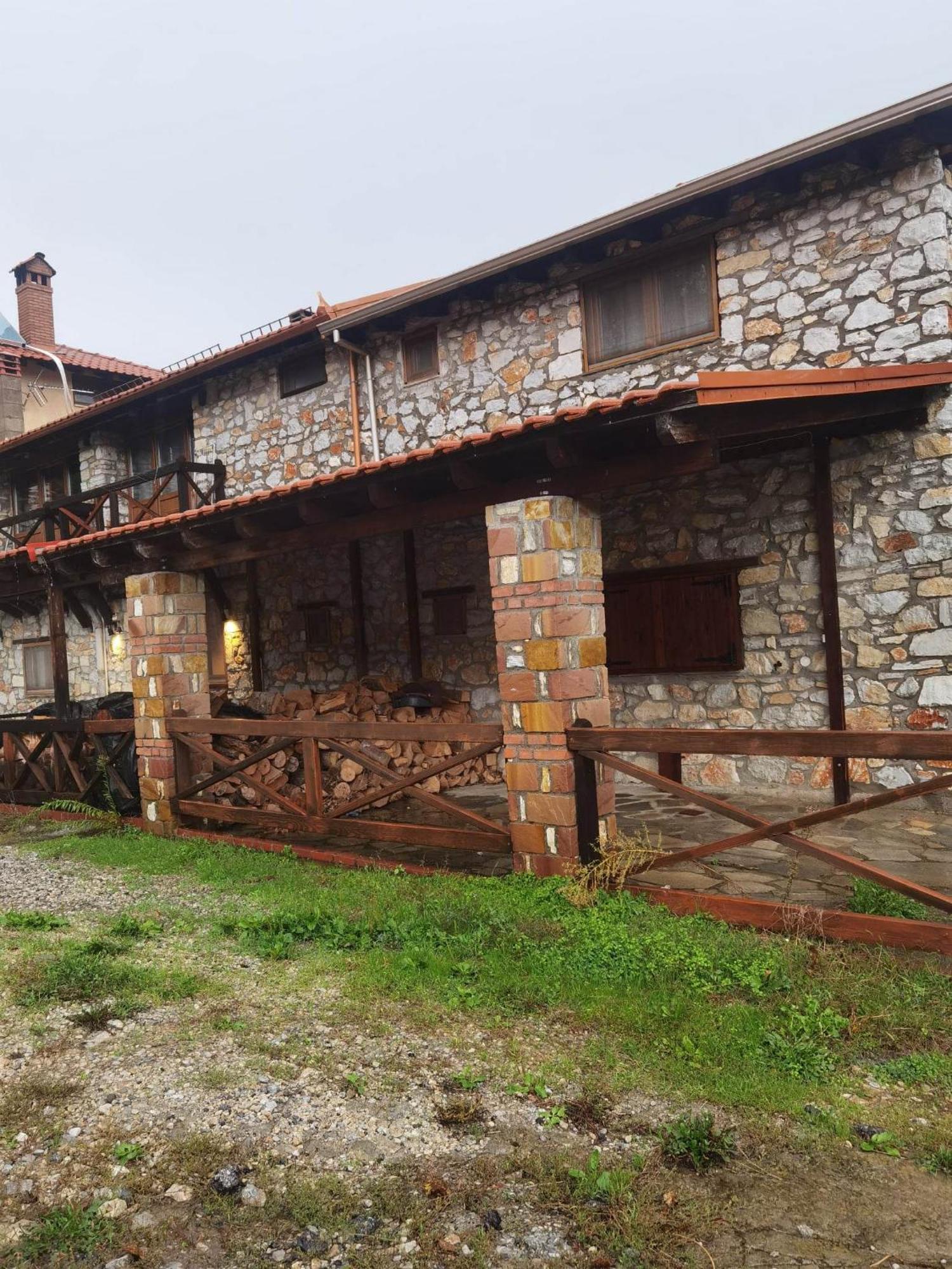 Traditional Stone Cottage In Palio Elatohori Exterior photo
